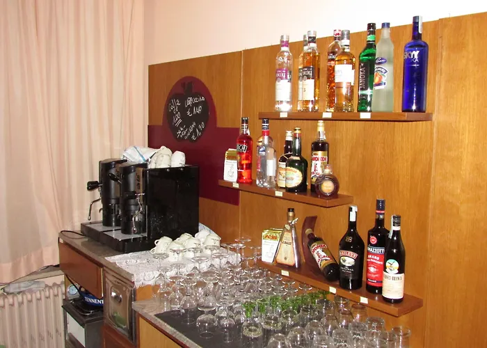 Gli Archi أكوي تيرمي